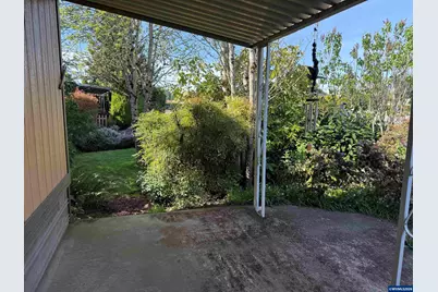 4318 Essex St SE, Salem, OR 97317 - Photo 41