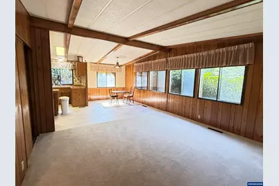 4318 Essex St SE, Salem, OR 97317 - Photo 5