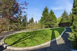 2355 Tuscana Ave S, Salem, OR 97306 - Photo 33