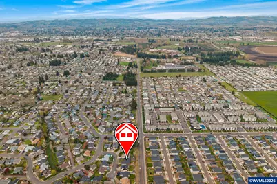 4977 Manning Ct, Salem, OR 97305 - Photo 37