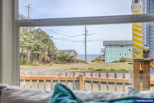 520 SW Cardinal St, Depoe Bay, OR 97341 - Photo 5