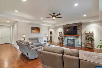 1465 SE Greening Dr, Dallas, OR 97338 - Photo 15