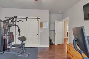 1465 SE Greening Dr, Dallas, OR 97338 - Photo 9