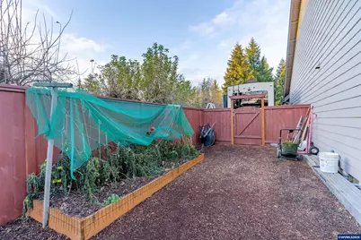 1465 SE Greening Dr, Dallas, OR 97338 - Photo 45