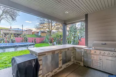 1465 SE Greening Dr, Dallas, OR 97338 - Photo 35