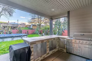 1465 SE Greening Dr, Dallas, OR 97338 - Photo 35