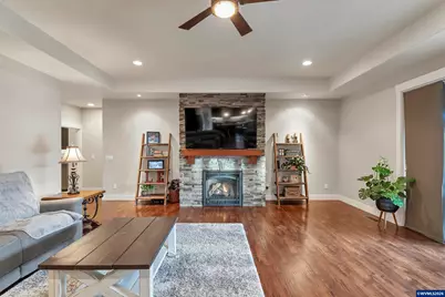 1465 SE Greening Dr, Dallas, OR 97338 - Photo 13