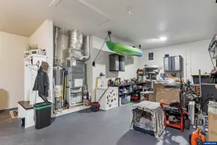 1465 SE Greening Dr, Dallas, OR 97338 - Photo 47