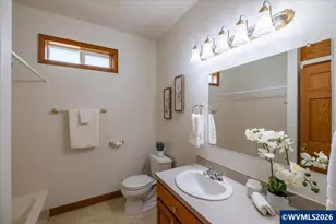 1280 N W Jordan Dr, Albany, OR 97321 - Photo 23