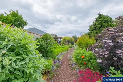 1306 NW Thorn Dr, Albany, OR 97321 - Photo 7