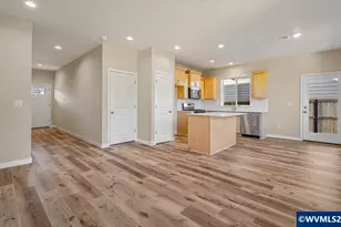 7425 SE Berg Dr, Corvallis, OR 97330 - Photo 9
