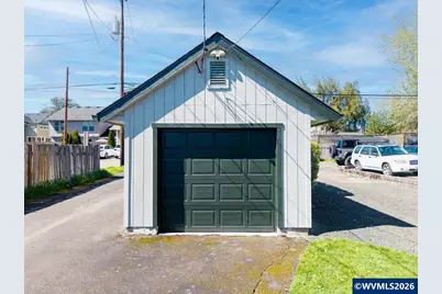 328 NW Kings Bl, Corvallis, OR 97330 - Photo 29
