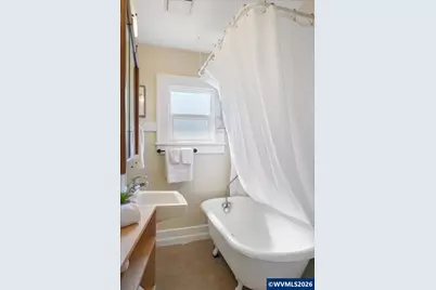 328 NW Kings Bl, Corvallis, OR 97330 - Photo 13