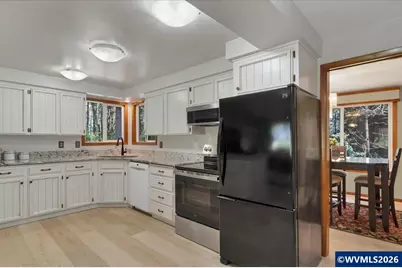 4466 Viewcrest Rd S, Salem, OR 97302 - Photo 23