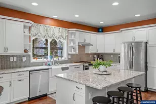 212 N Greenlink Way, Newberg, OR 97132 - Photo 13