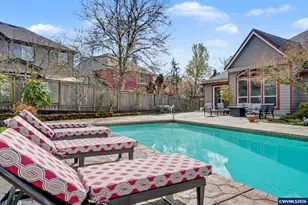 212 N Greenlink Way, Newberg, OR 97132 - Photo 3