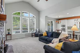 212 N Greenlink Way, Newberg, OR 97132 - Photo 9