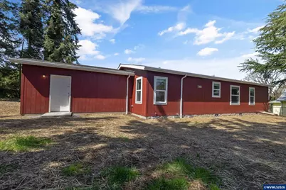 365 Mountain View Rd, Sweet Home, OR 97386 - Photo 33
