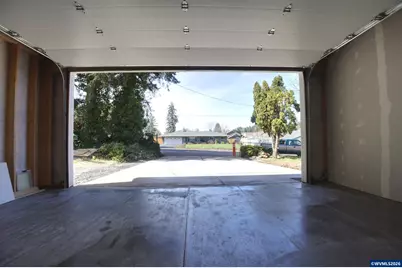 365 Mountain View Rd, Sweet Home, OR 97386 - Photo 31