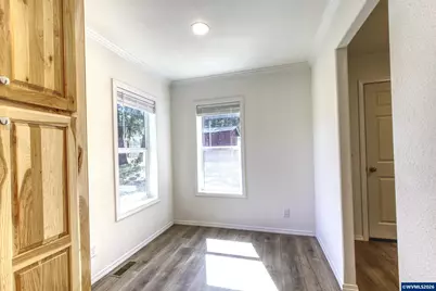365 Mountain View Rd, Sweet Home, OR 97386 - Photo 15
