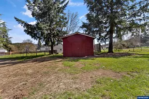 365 Mountain View Rd, Sweet Home, OR 97386 - Photo 41