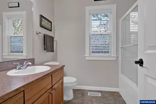 1710 Black Bear Ave SW, Albany, OR 97321 - Photo 29