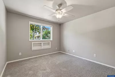 1719 Belmont Lp SW, Albany, OR 97321 - Photo 19
