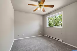 1719 Belmont Lp SW, Albany, OR 97321 - Photo 15