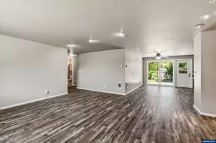 1719 Belmont Lp SW, Albany, OR 97321 - Photo 3