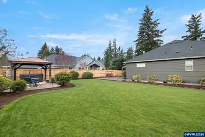 1481 N Fir St, Canby, OR 97013 - Photo 35