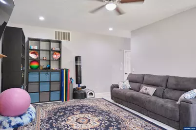 1387 Cathlamet Ct NW, Salem, OR 97304 - Photo 19