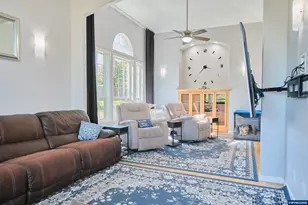 1387 Cathlamet Ct NW, Salem, OR 97304 - Photo 9