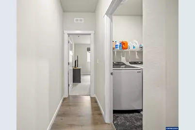 900 Marie St, Mount Angel, OR 97362 - Photo 9