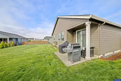 900 Marie St, Mount Angel, OR 97362 - Photo 5