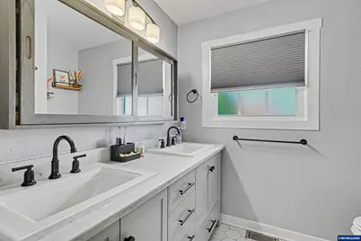 131 Cherry Ln NE, Albany, OR 97321 - Photo 31