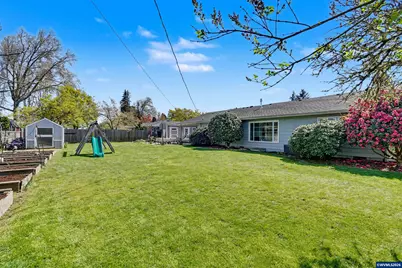 131 Cherry Ln NE, Albany, OR 97321 - Photo 43