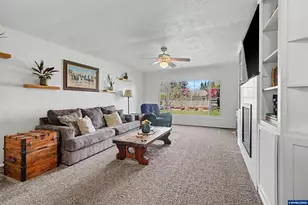 131 Cherry Ln NE, Albany, OR 97321 - Photo 7