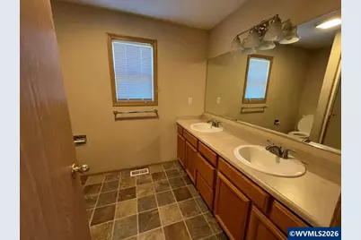 2456 Connemara Ct SE, Salem, OR 97317 - Photo 5