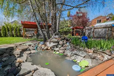 612 Kay Av, Brownsville, OR 97327 - Photo 31