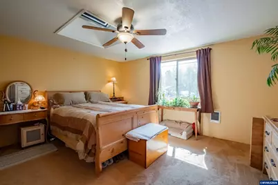 612 Kay Av, Brownsville, OR 97327 - Photo 17