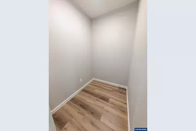 2381 NW Maier Ln, Albany, OR 97321 - Photo 9