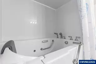 241 SW Ebb Ave, Lincoln City, OR 97367 - Photo 29