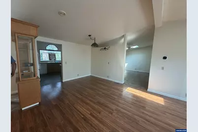 2120 Robins #1 Ln SE, Salem, OR 97306 - Photo 11