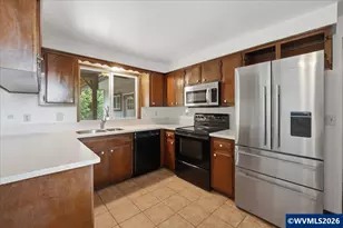 4866 Tanglewood Ct SE, Salem, OR 97317 - Photo 11