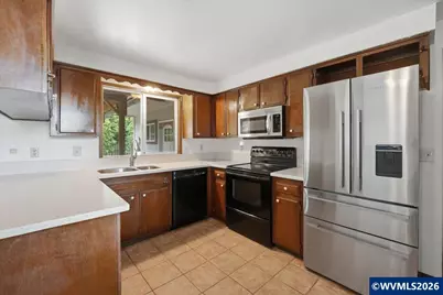 4866 Tanglewood Ct SE, Salem, OR 97317 - Photo 13