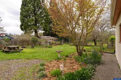 1370 SW 35th St, Corvallis, OR 97333 - Photo 37