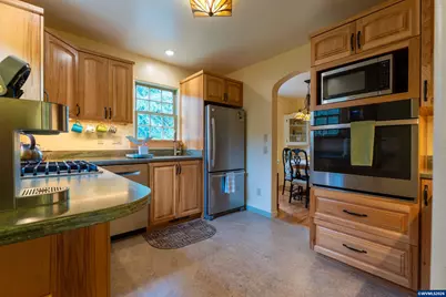 1370 SW 35th St, Corvallis, OR 97333 - Photo 11