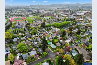 941 SW 10th St, Corvallis, OR 97333 - Photo 35