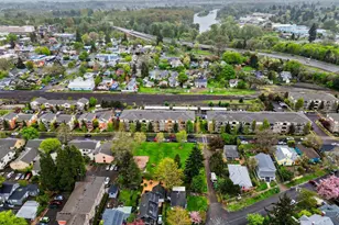 941 SW 10th St, Corvallis, OR 97333 - Photo 37