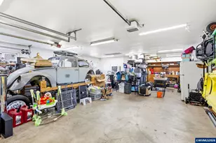 423 S 1st St, Silverton, OR 97381 - Photo 33